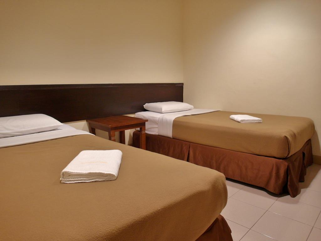 Sunnie Hotel Johor Bahru Quarto foto