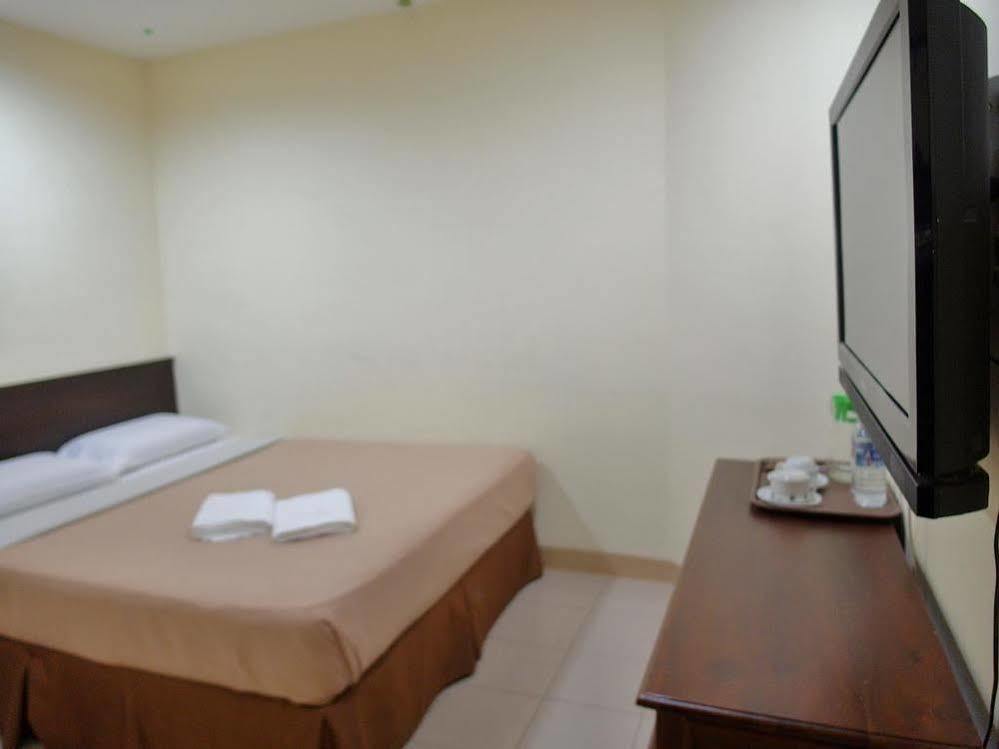 Sunnie Hotel Johor Bahru Exterior foto